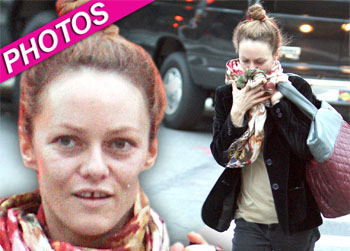 //vanessa paradis makeup free inf