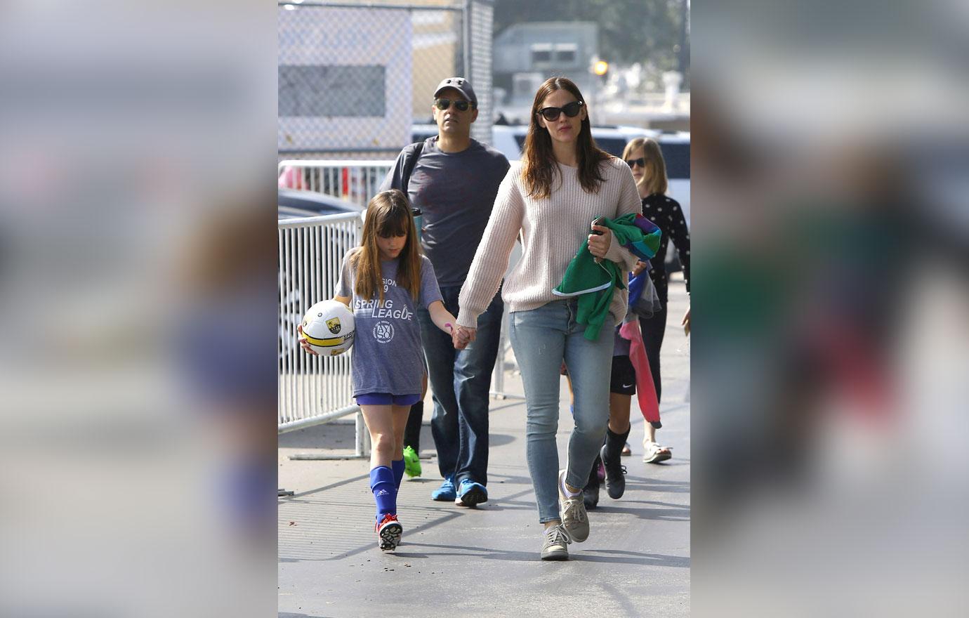 Ben Affleck Rehab Alcohol Addiction Jennifer Garner Kids Pics