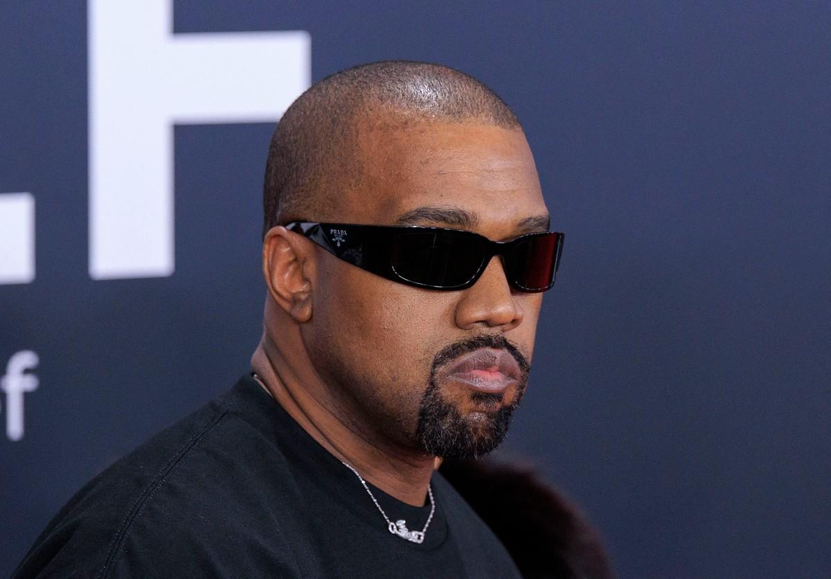 Sources claimed West has been sharing private details about Kardashian with Hamilton.