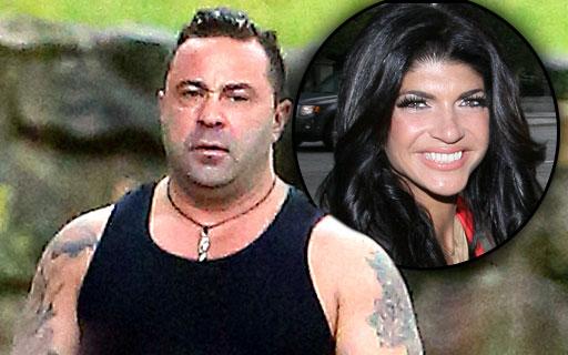 Juicy! Joe Giudice Gives Teresa A Gun Show & Cozy Fire For Xmas