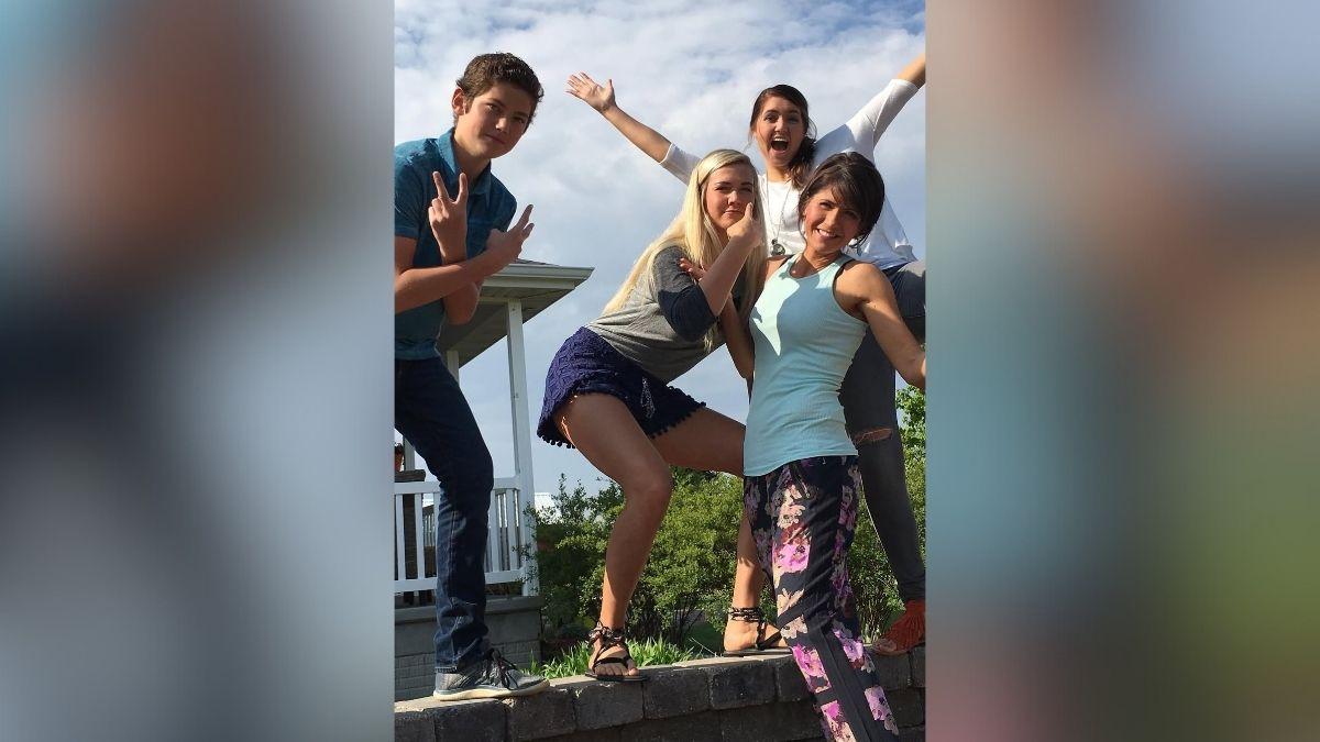 Photo of Kristi Noem and Bryon Noem's kids