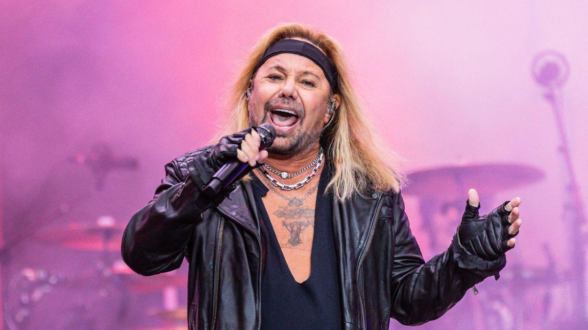 Photo of Vince Neil