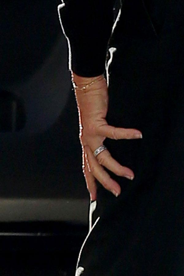 //bruce jenner french manicure