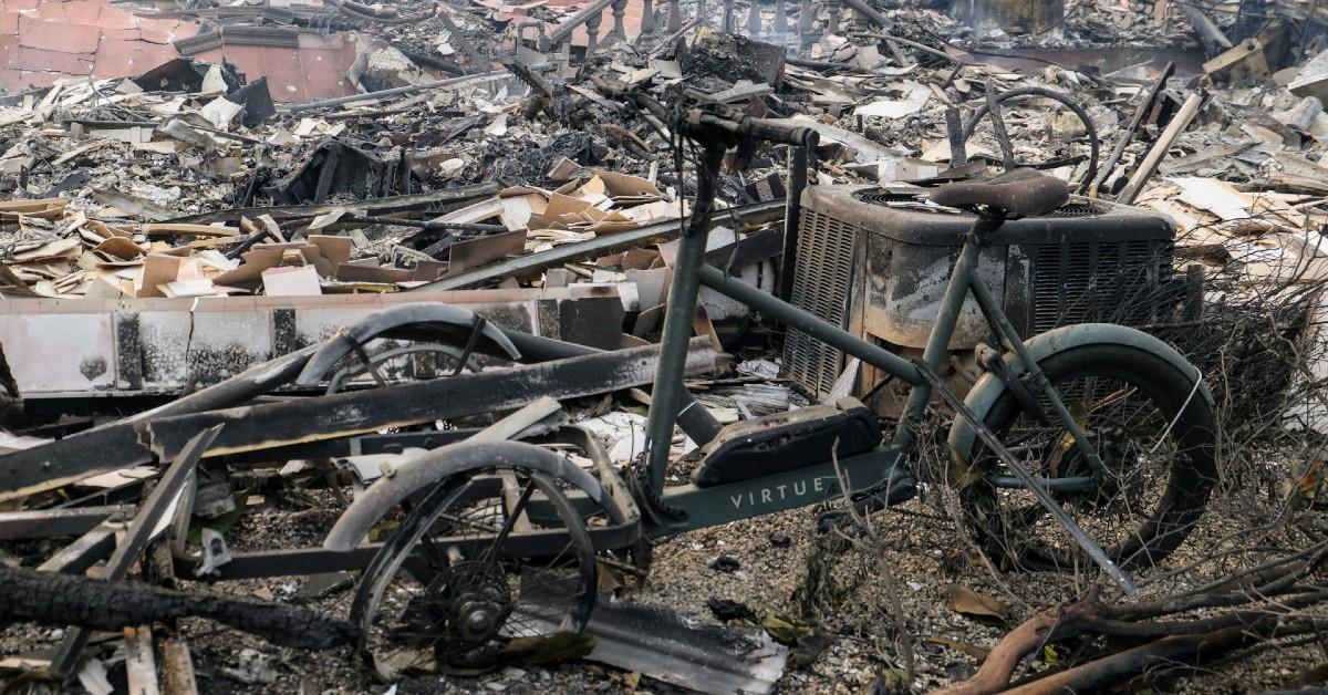 los angeles wildfires dead structures destroyed residents forced from home evacuation