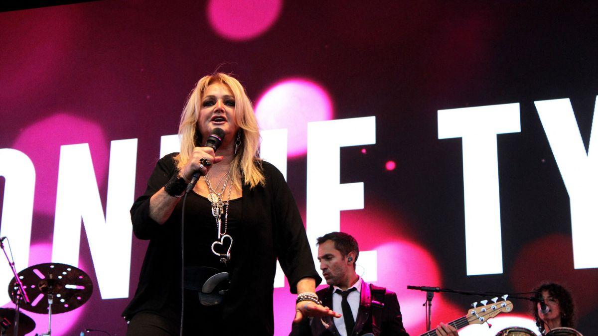 A photo of Bonnie Tyler