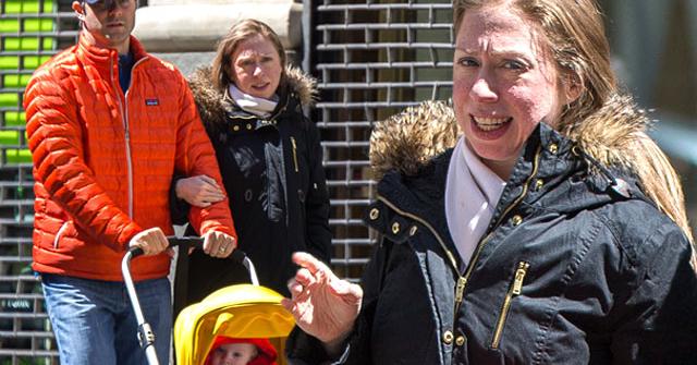//chelsea clinton no makeup pregnant baby bump pp
