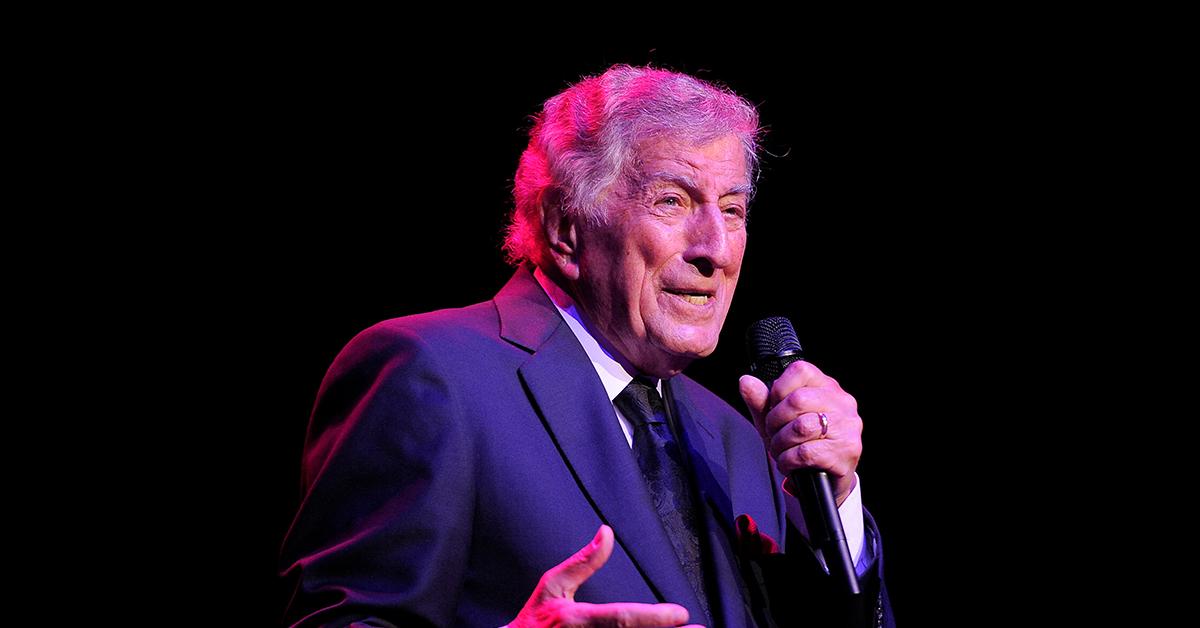 tony bennett dead singing