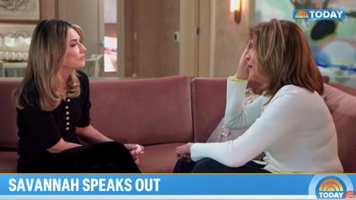 picture of Savannah Guthrie and Hoda Kotb