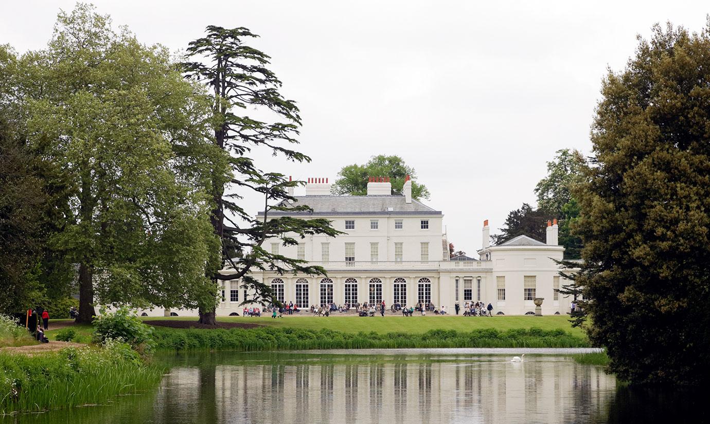 Meghan Markle Orders New Frogmore Cottage Home $3 Million Renovations