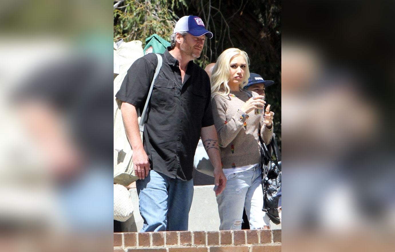 Gwen Stefani Blake Shelton Basketball With Her Sons