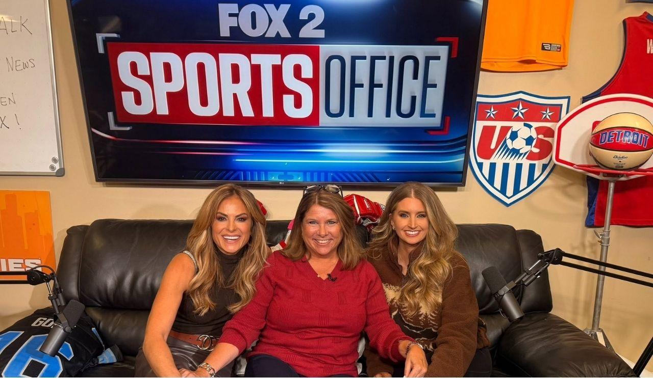 Photo of Asher for 'The Sports Office' show