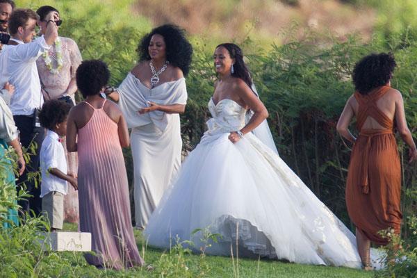 //diana ross at daughters wedding with kids