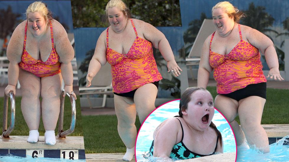 Mama June & Family Hotel Pool