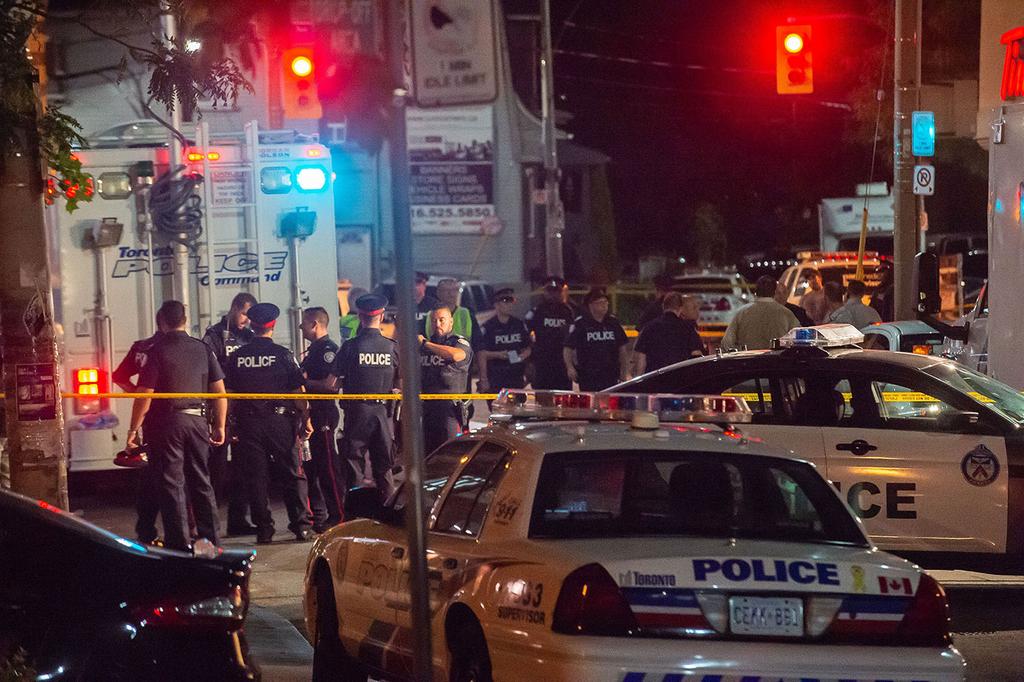 Toronto Shooting Greektown Two Dead Twelve Injured