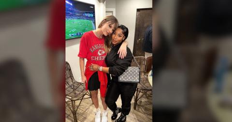 Taylor Swift Travis loved a contract