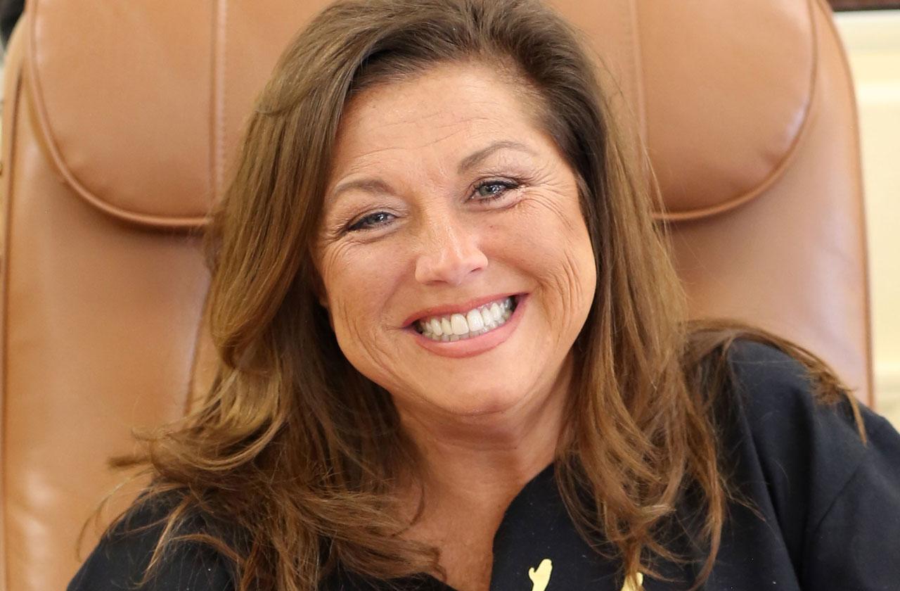 Dance Moms' star Abby Lee Miller files suit claiming airline