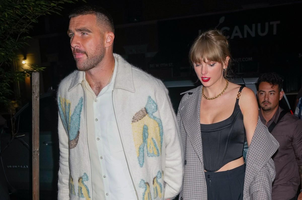 Kelce agreed with Swift's decision to distance herself from Lively's daughters, according to insiders.