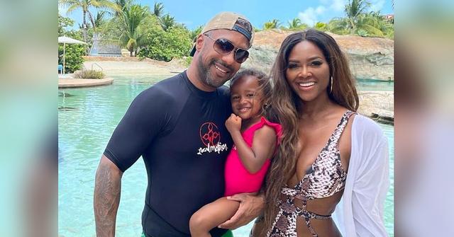 kenya moore rhoa real housewives atlanta daughter brooklyn death threats ex marc daly