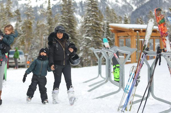 Kourtney Kardashian Scott Disick Ski