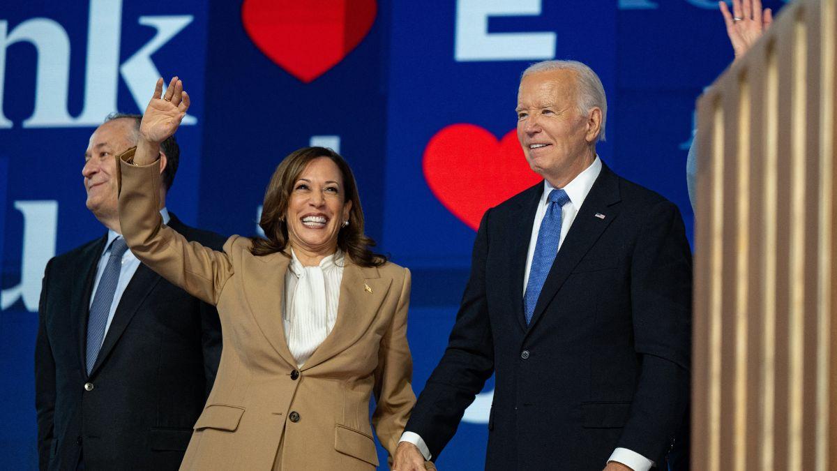 Photo of Kamala Harris and Joe Biden