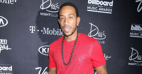 usher extra close alicia keys super bowl halftime show swizz beatz