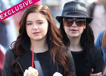 //ariel winter sister shanelle