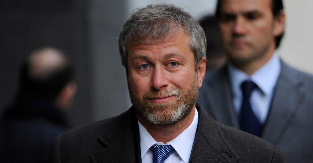 Roman Abramovich & Peace Negotiators Reportedly Poisoned In Russia