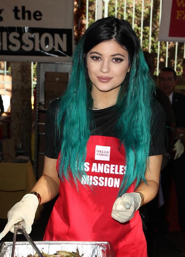 //kylie jenner tyga foodbank