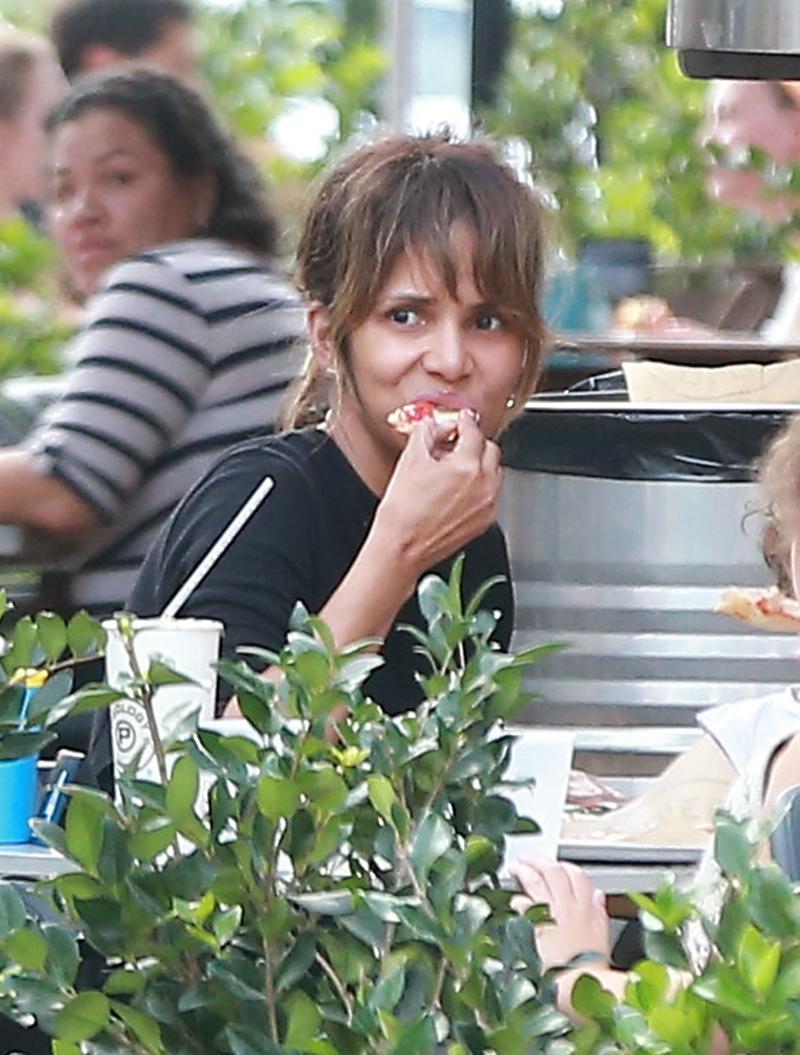 Halle Berry No Makeup Pizza