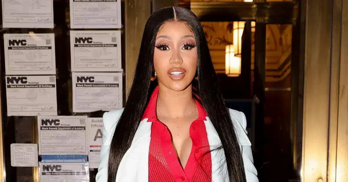 cardi b emani ellis female security guard  assault lawsuit medical building long fingernails scratched plastic surgery