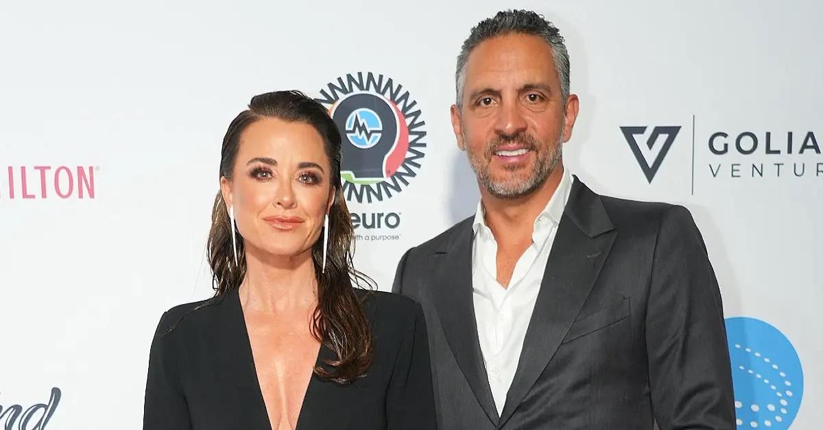 'RHOBH' Star Kyle Richards Hires Divorce Lawyers: Report - Vimarsana News