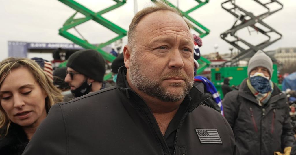 Alex Jones' Text Messages Turned Over To January 6 Committee
