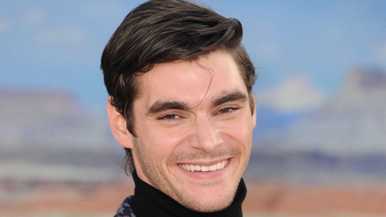 picture of rj mitte