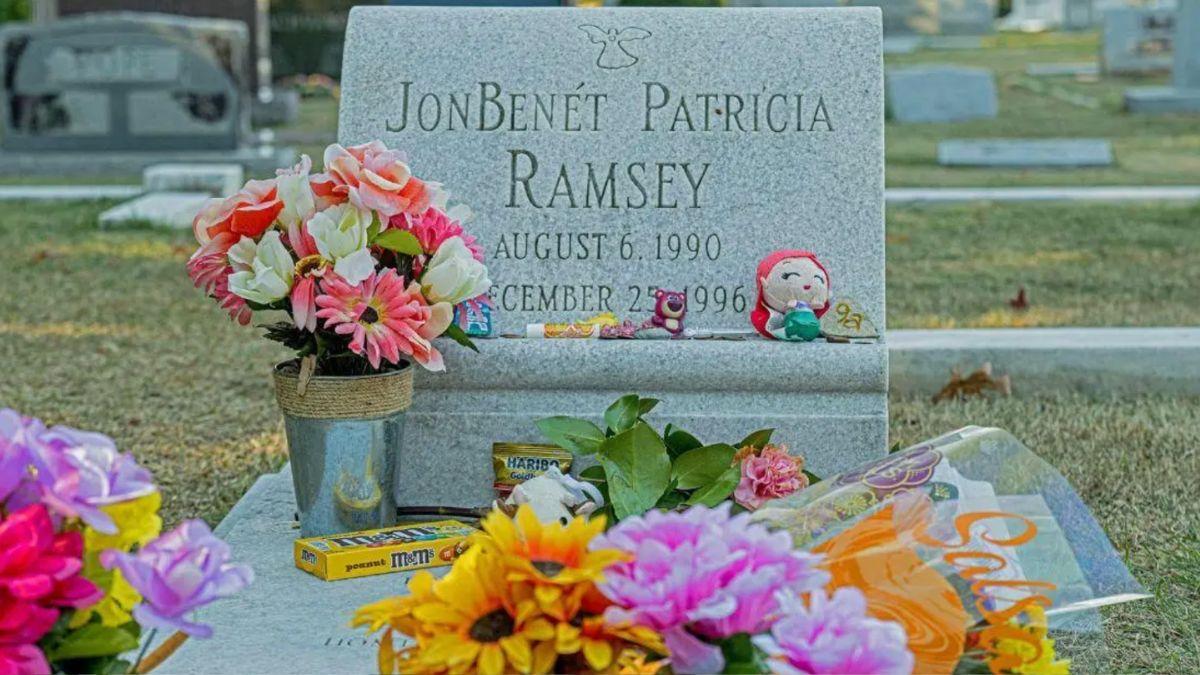 The child beauty queen was 6 years old when she was murdered.