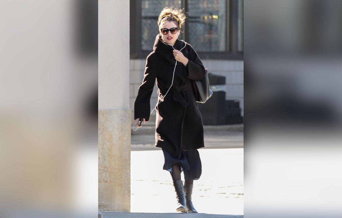 Brad Pitt Girlfriend Neri Oxman Takes Stroll Cambridge