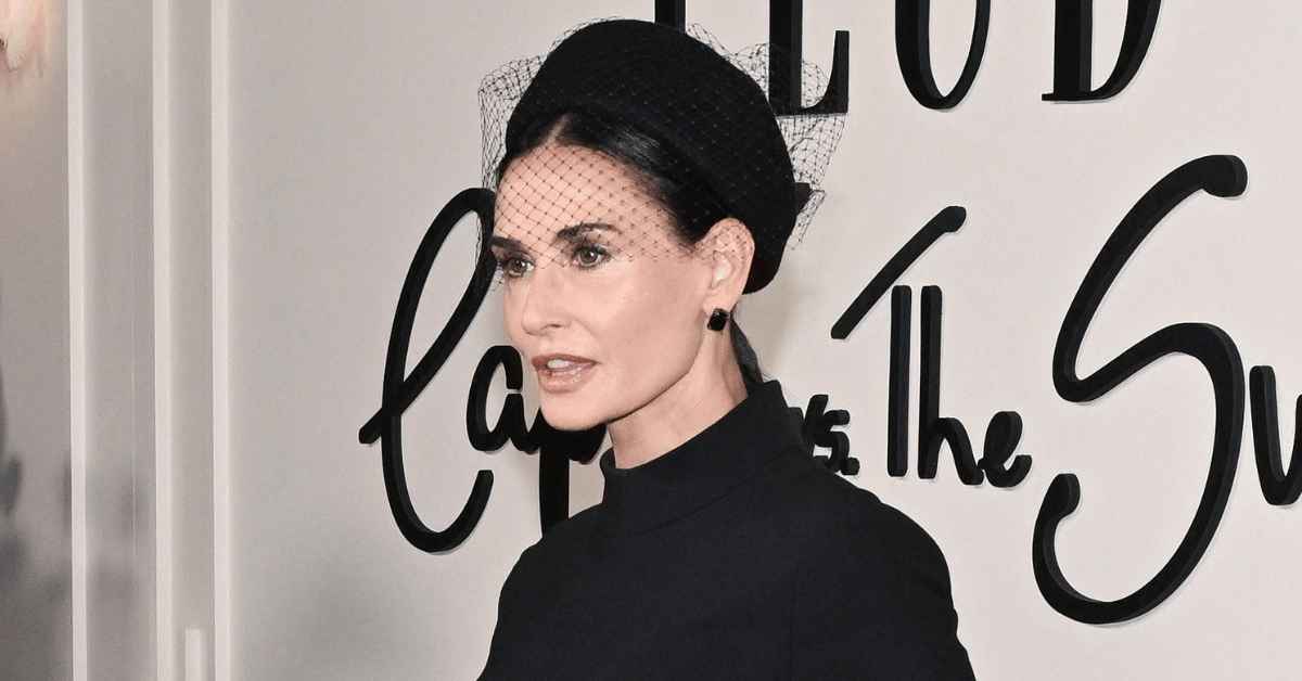 demi moore vows to stay by bruce willis side