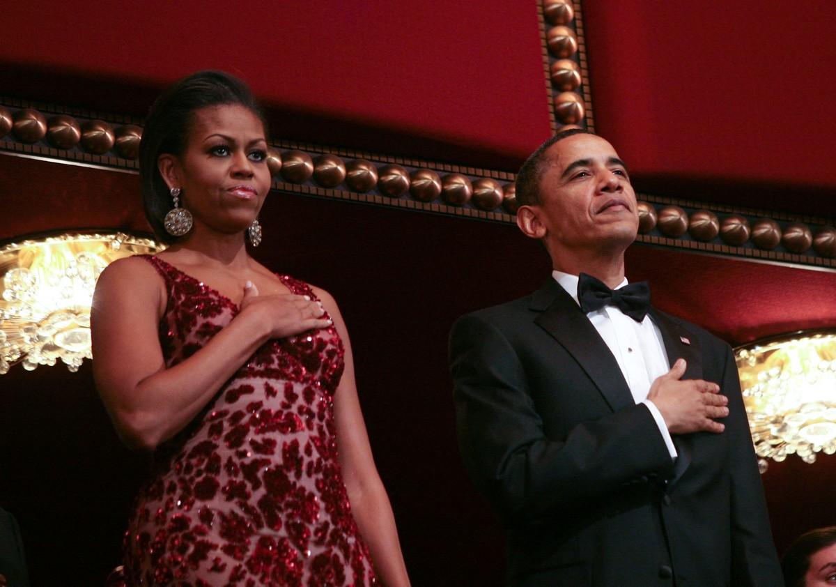 Michelle and Barack Obama are among the A-listers reportedly distancing themselves from the Sussexes.
