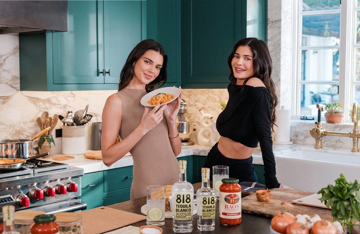Kylie Jenner and Kendall Jenner reportedly demand precise makeup application, with Kylie refusing to remove existing makeup during glam sessions.
