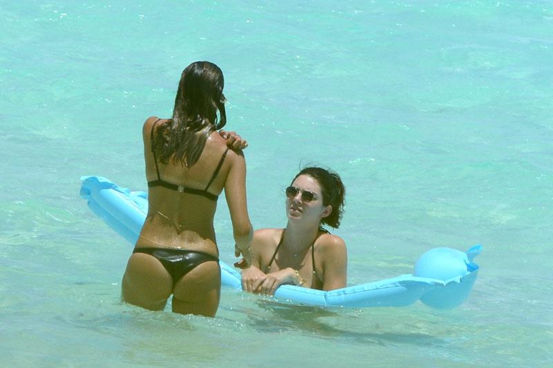 kylie jenner butt thong red bikin tyga kissing birthday vacation