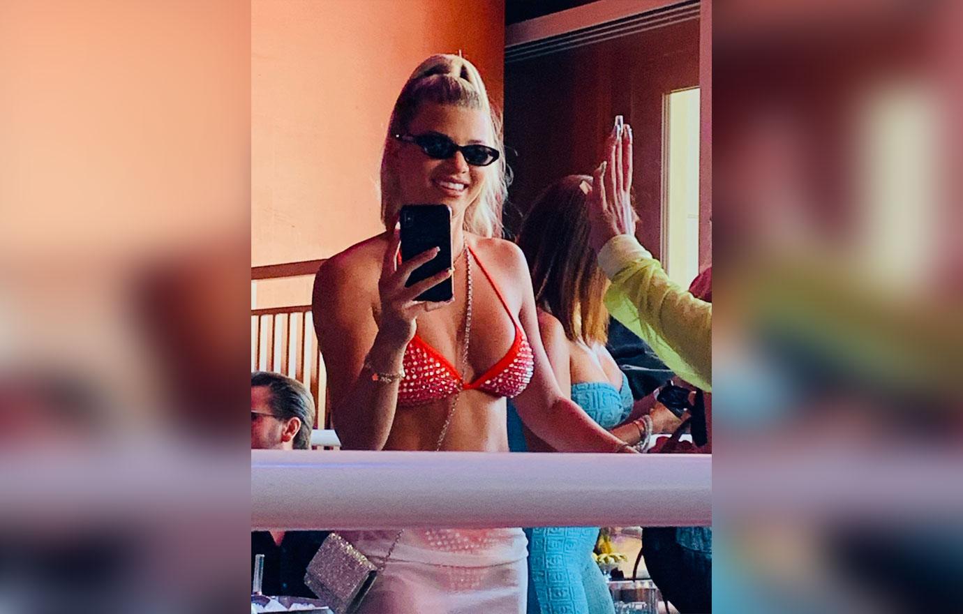 Scott Disick Galpal Sofia Richie Celebrates 21st Birthday