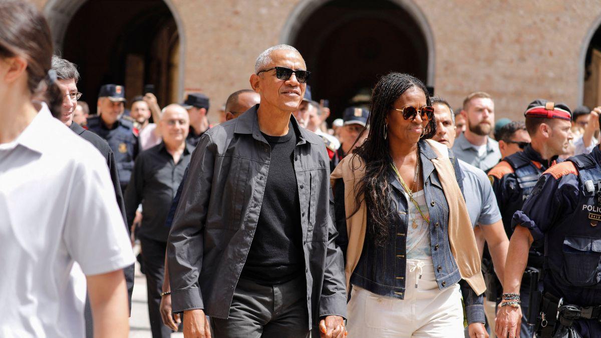obamas face broadway backlash  ticket prices