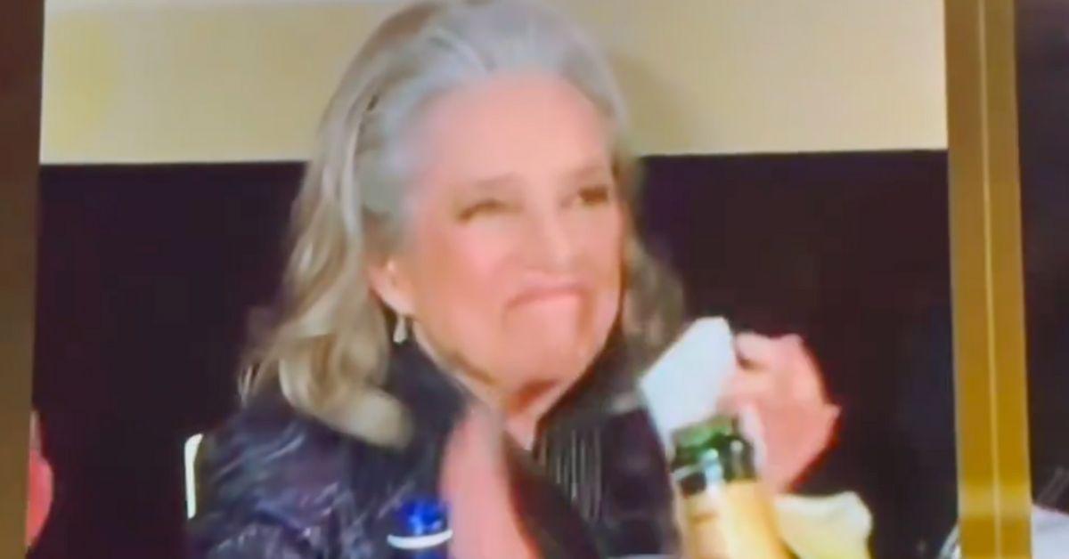 kathy bates golden globes rips up speech