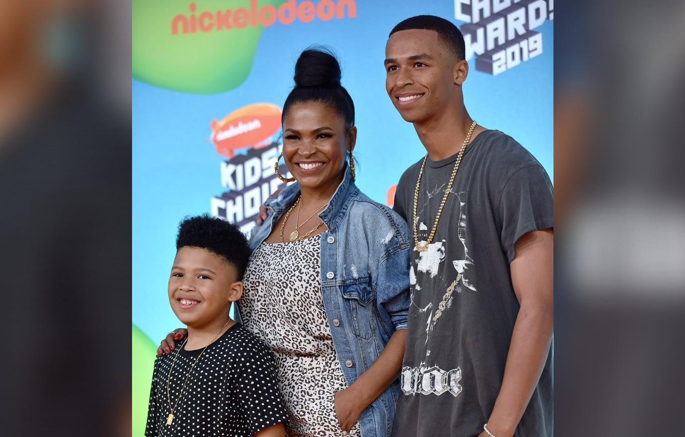 Ime Udoka'S Fiancée Nia Long Spotted Sans Engagement Ring