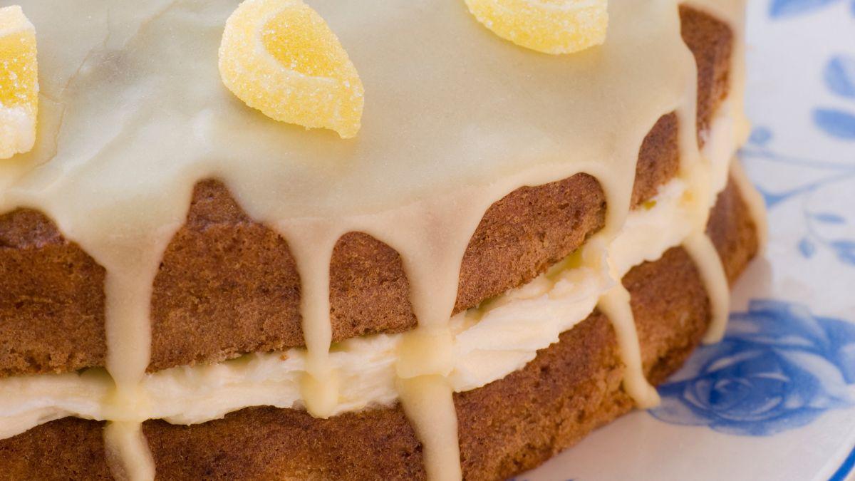 Photo of lemon drizzle cake
