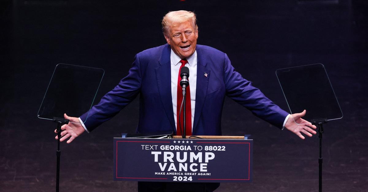 Donald Trump Brutally Trolled Over ‘Magnificent Mane’ At Alabama Game
