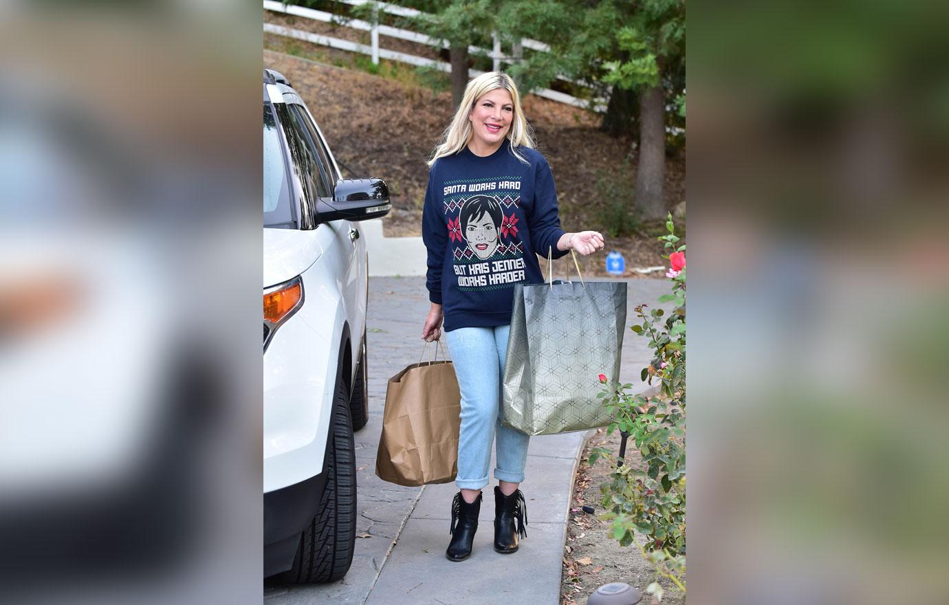 Tori Spelling Shops In Kris Jenner Xmas Sweater Amid Money Woe