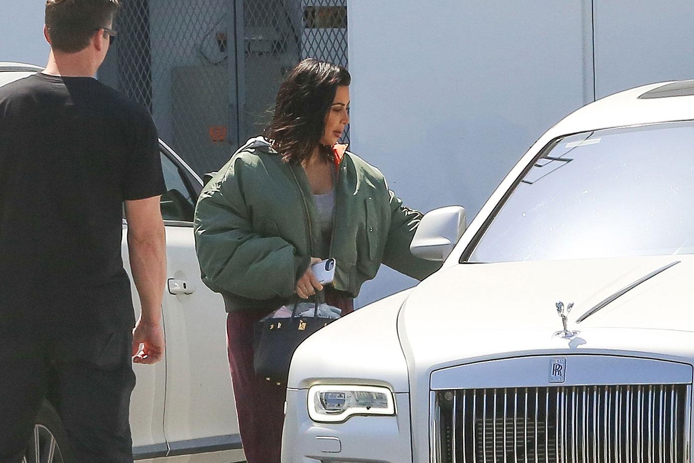 //kim kardashian short hair jacket