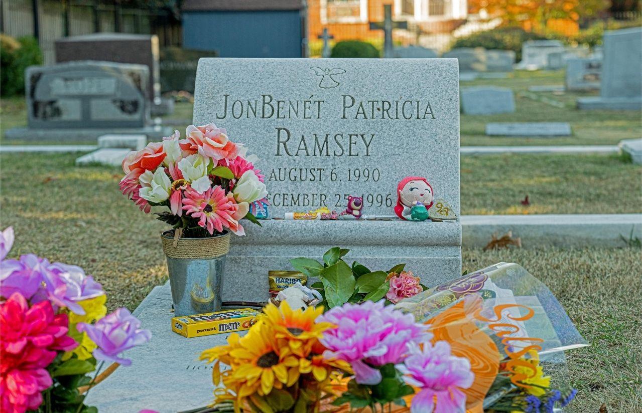 Photo of JonBenet Ramsey's grave