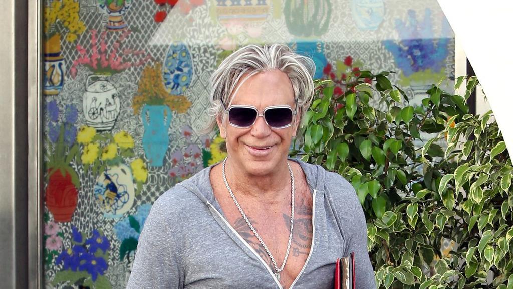 Mickey Rourke Poor Radar Reveals Insane Reason Mickey Rourke Is Broke, Facing Homelessness