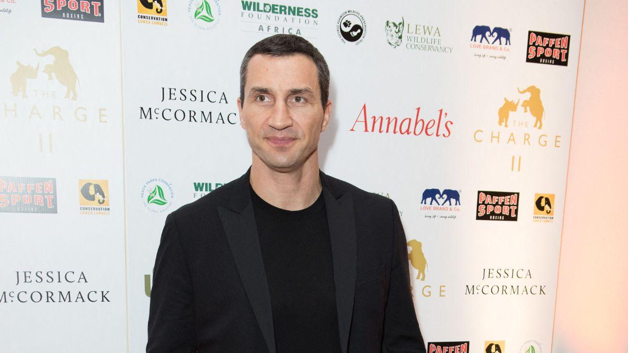 Wladimir Klitschko reportedly fights to protect his daughter with Hayden Panettiere amid concerns.